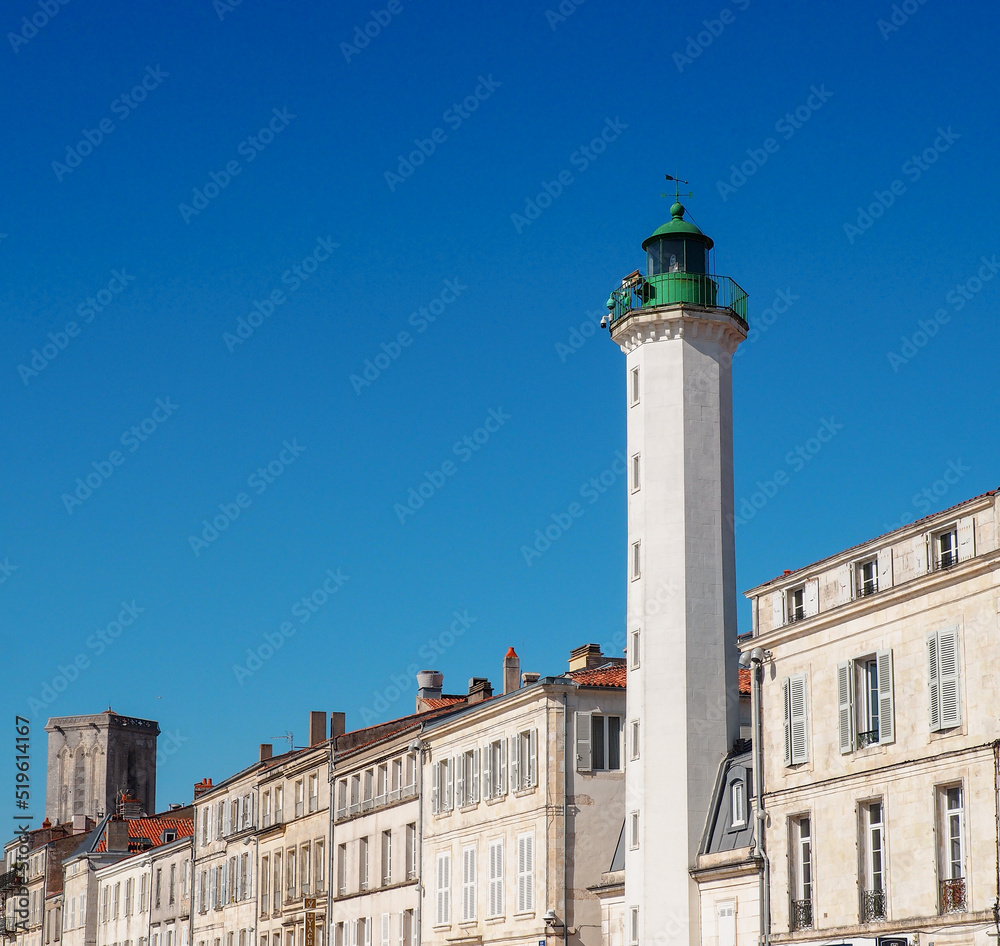 Obraz premium lighthouse in the town of La Rochelle