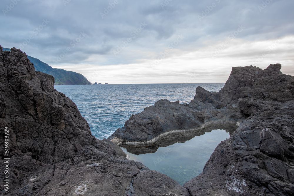 Felsen im Meer Felsen im Meer