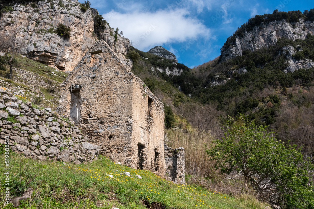 A ruined house at the famous path of the Gods at the Amalfi coast, Italy