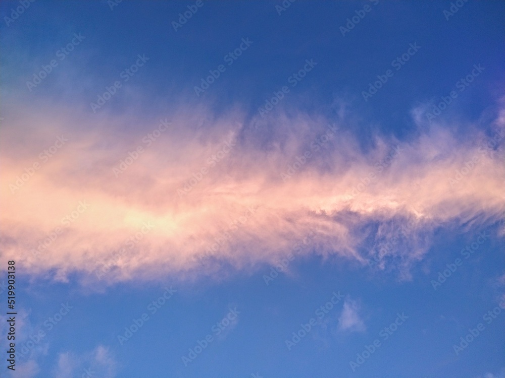 Vertical Pink Sunset Cloud Line