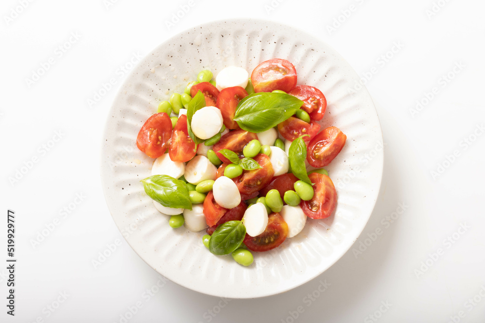 枝豆のサラダ　(トマト・チーズ・バジル)