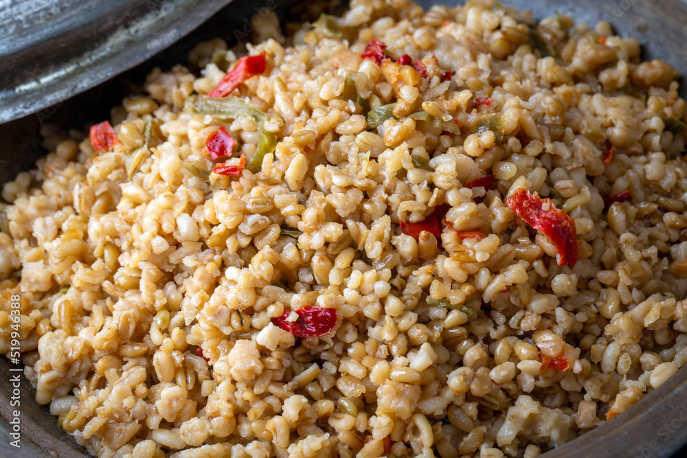 Bulgur pilaf with Firik (Turkish name; firikli bulgur pilavi)