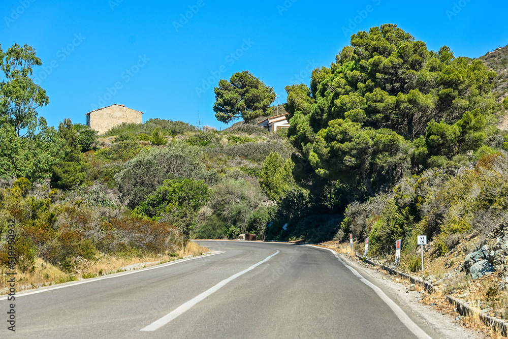 Pomonte, Elba, Insel, Küste, Bergstrasse, Motorboot Pianosa, Isola di Montecristo, Meer, Thyrrenisches Meer, Toskana, Toskanischer Archipel, Segelschiffe, Wassersport, Sommer, Italien