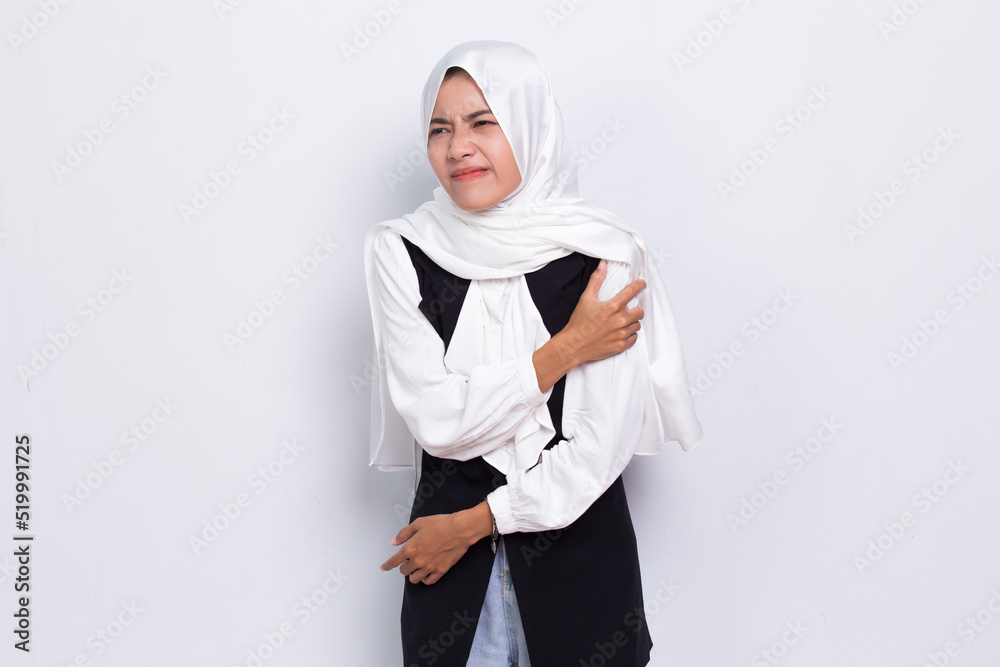 asian beautiful muslim young woman having pain in injured elbow arm hand isolated on white background
asian beautiful muslim young woman having pain in injured elbow arm hand isolated on white background