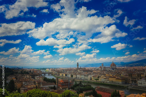 A Beautiful view on hart of amazing Florence city and the Cathedral at sunrise, Florence, Italy © AdobeTim82