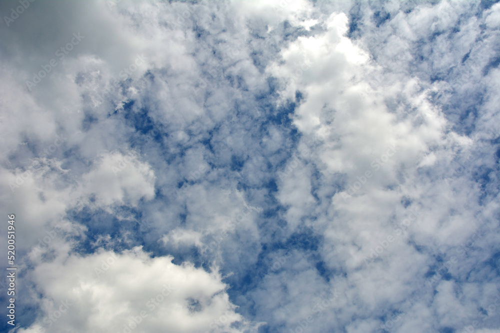Fototapeta premium Blue beautiful sky with white clouds in sunny day