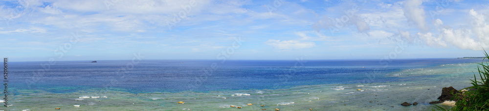 Blue Pacific Ocean from Kasarizaki Lighthouse in Amami Oshima, Kagoshima, Japan - 日本 鹿児島県 奄美大島 笠利崎灯台 青い海