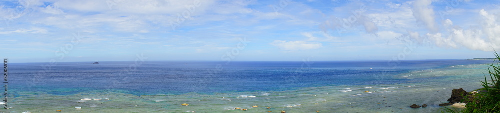 Blue Pacific Ocean from Kasarizaki Lighthouse in Amami Oshima, Kagoshima, Japan - 日本 鹿児島県 奄美大島 笠利崎灯台 青い海 Blue Pacific Ocean from Kasarizaki Lighthouse in Amami Oshima, Kagoshima, Japan - 日本 鹿児島県 奄美大島 笠利崎灯台 青い海