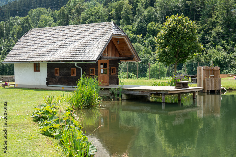 Obraz premium Freizeitanlage Pastner Teich . Übelbach . Steiermark