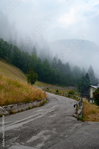 Obraz na płótnie Discover Tre Cime di Lavaredo's Dolomites majesty. Iconic peaks, nature's artistry. Explore dramatic landscapes, ignite wanderlust, feel Earth's grandeur w salonie