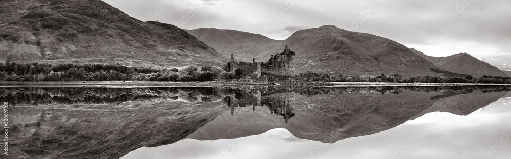 Fototapeta premium The ruins of Kilchurn castle near Loch Awe the longest fresh water loch in Scotland