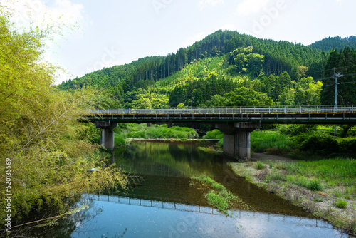 田舎の橋のある風景