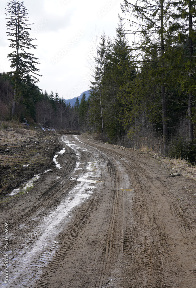 A dirt road in a mountainous area