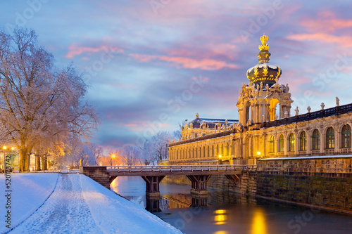 Winterabend in Dresden, Deutschland