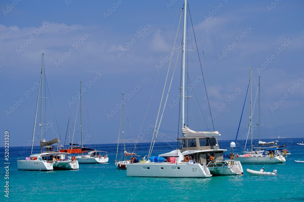 enbarcaciones fondeadas frente Sa Sequi, Sa Savina , Parque natural de ses Salines de Ibiza y Formentera, Formentera, balearic islands, Spain