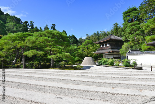 7月に参拝した京都市の世界遺産銀閣寺が美しい	
