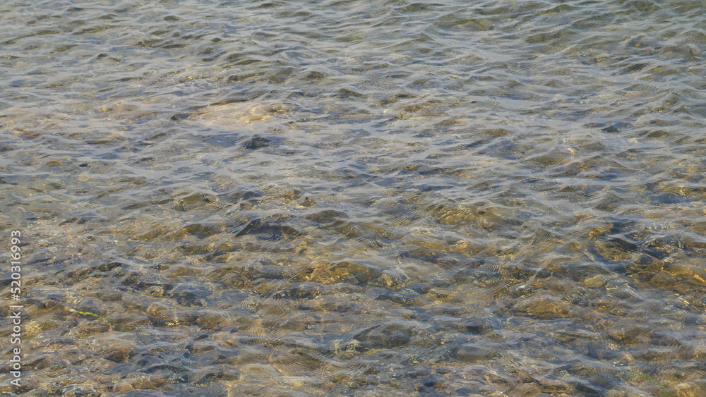 Pierres et rochers sous l'eau. Texture et arrière-plan Pierres et rochers sous l'eau. Texture et arrière-plan