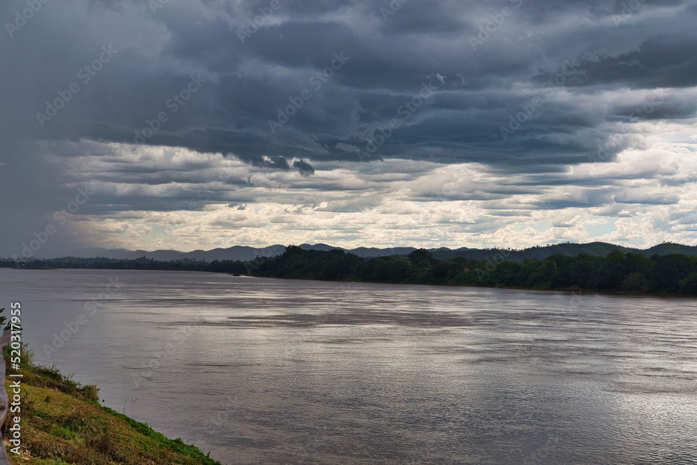 Mekong mit Wolken Mekong mit Wolken