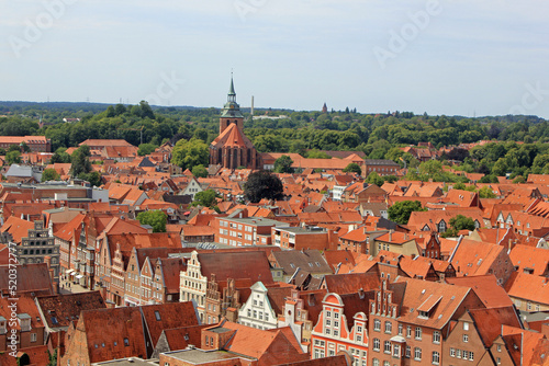 Wallpaper Mural Lüneburg Panorama Altstadt (Niedersachsen) Torontodigital.ca