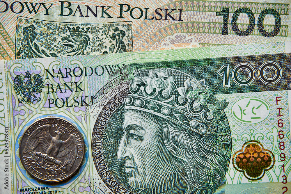 banknot 100 złotowy i moneta USA , 100 zloty banknote and a US coin - obrazy, fototapety, plakaty 