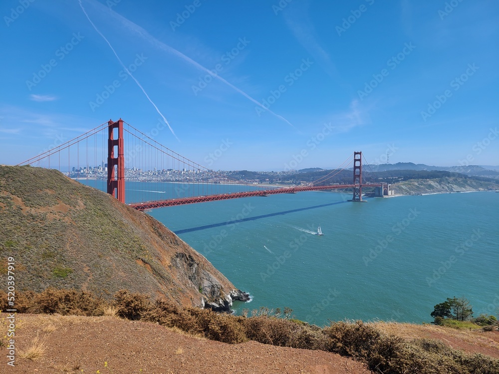 Golden Gate bridge over the Pacific Ocean