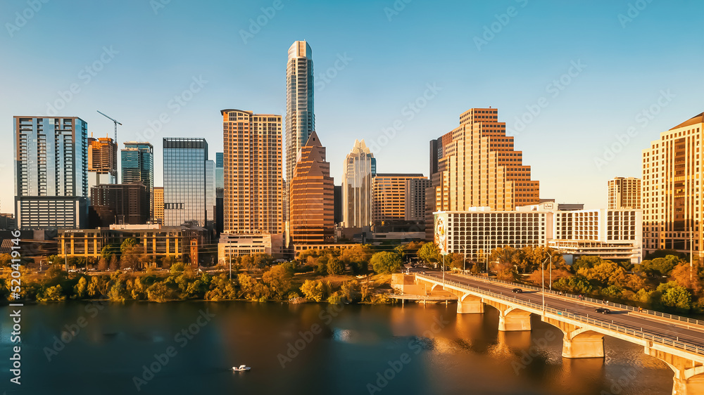 Downtown Austin Texas skyline with view of the Colorado river - obrazy, fototapety, plakaty 