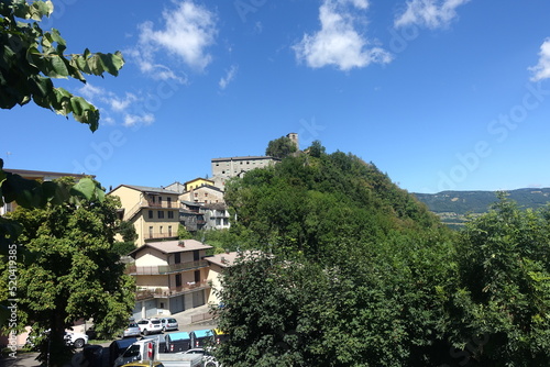 scorcio del centro storico di montecreto