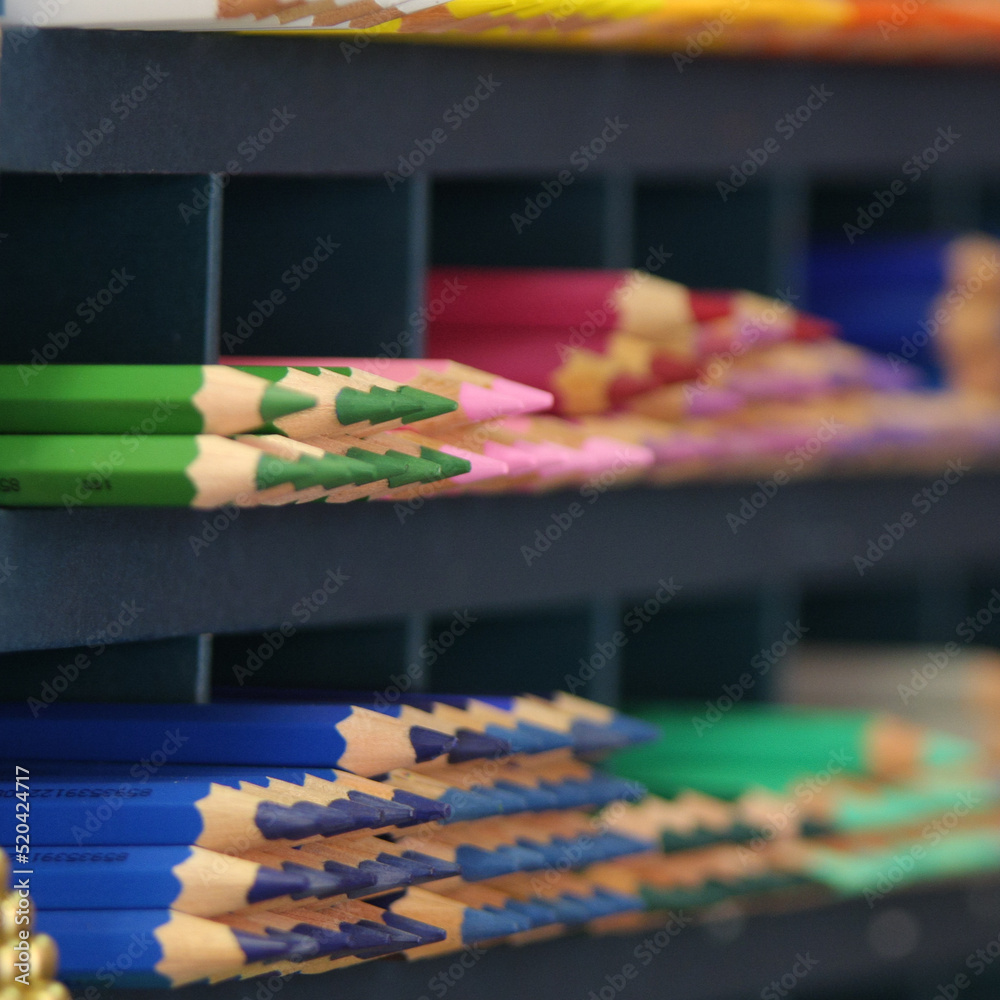 Fototapeta premium colored crayons