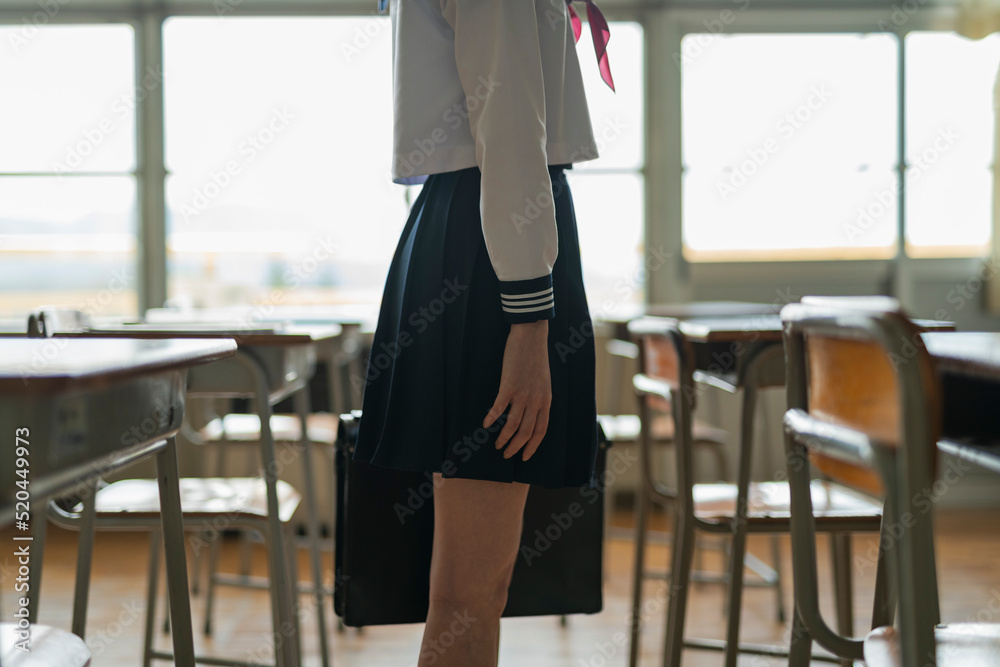 教室 放課後 女子高生 教室 放課後 女子高生