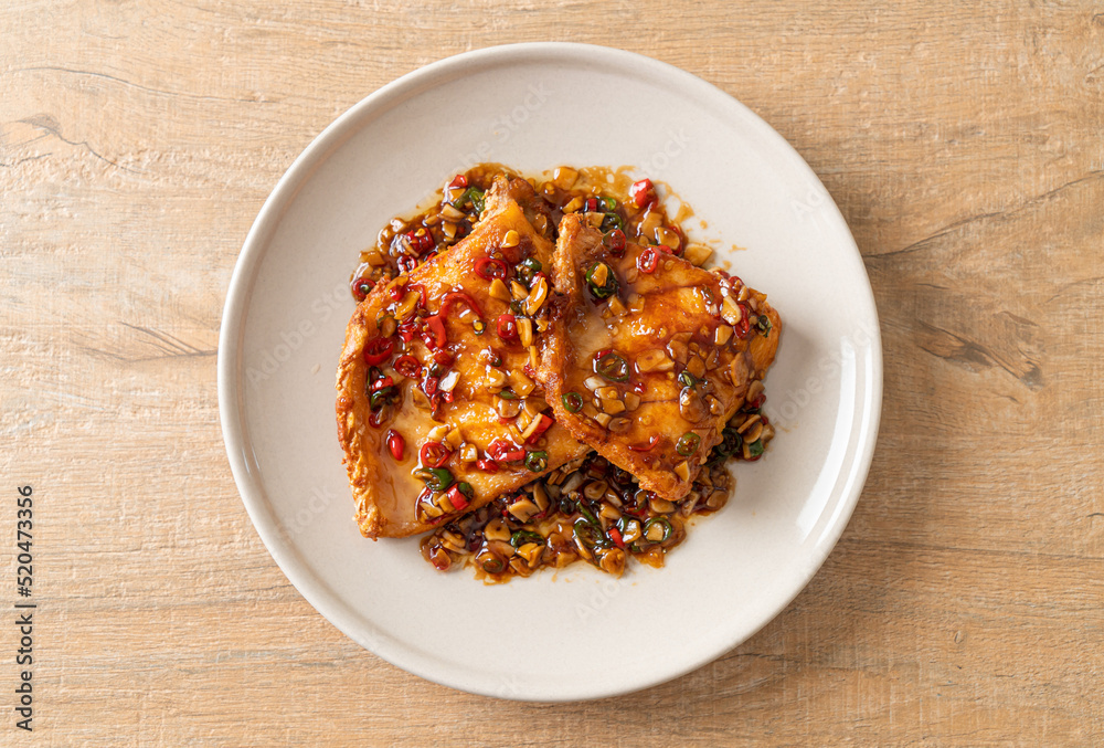 Fried Snapper Belly with Spicy Garlic Soy Sauce Fried Snapper Belly with Spicy Garlic Soy Sauce