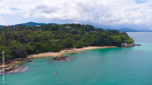 Laem Ka is a small beach about 150 meters long edged by large stones. This is the only one beach in Rawai located on the leeward east coast, so there are no big waves here even in the low season. Due 