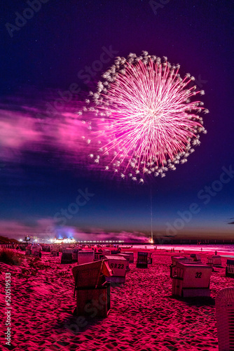 Feuerwerk am Ostsee Strand 