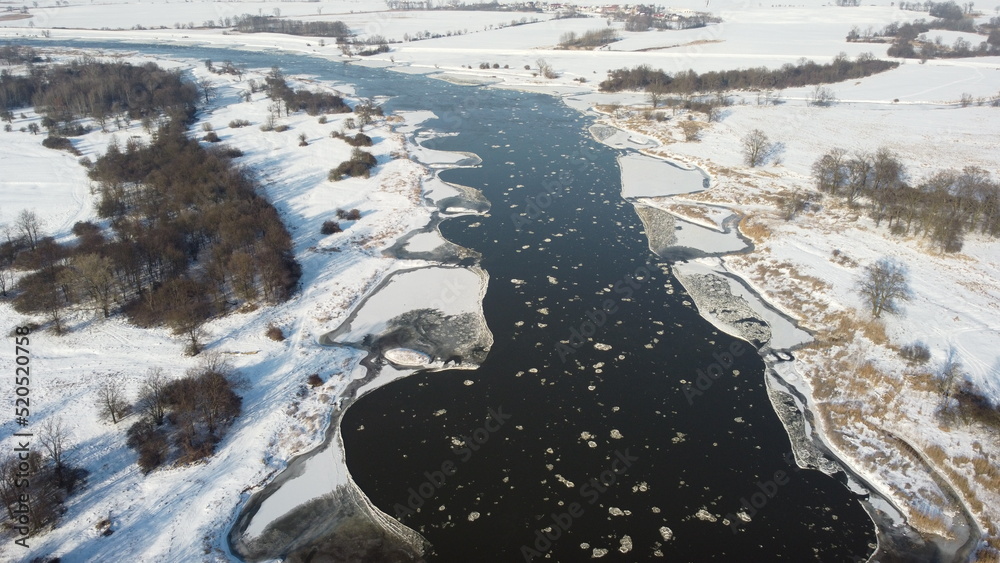 Rzeka Odra zimą.  - obrazy, fototapety, plakaty 