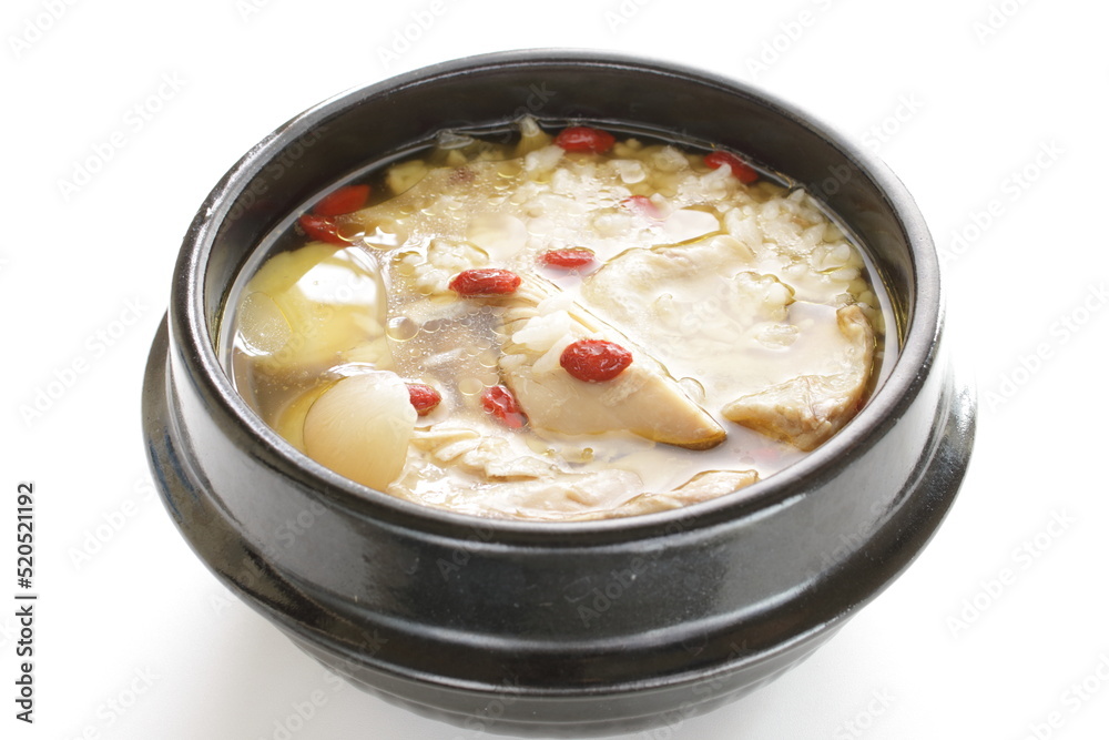 Korean food, hot pot Chinese medicine herbal wolf berry and chicken soup Korean food, hot pot Chinese medicine herbal wolf berry and chicken soup