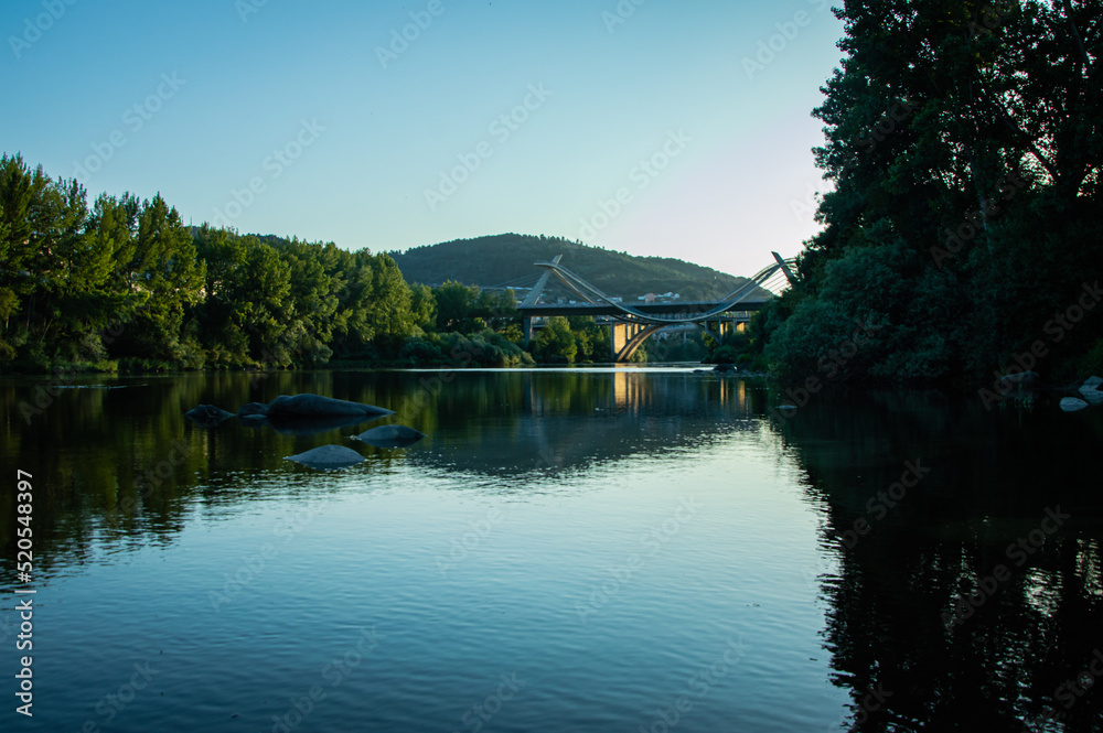 Fototapeta premium lake and mountains