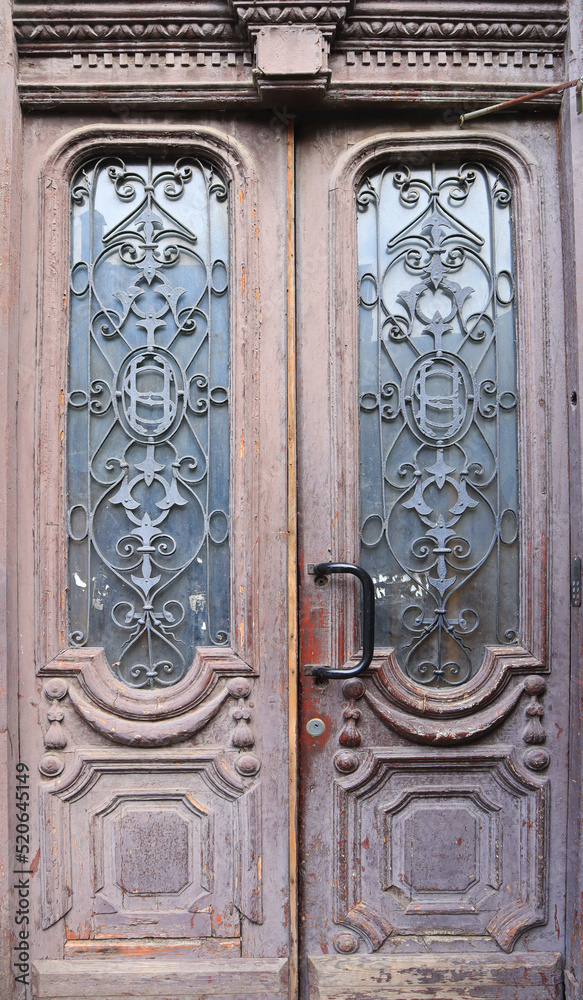  Old wooden door in downtown of Kolomyya, Ukraine