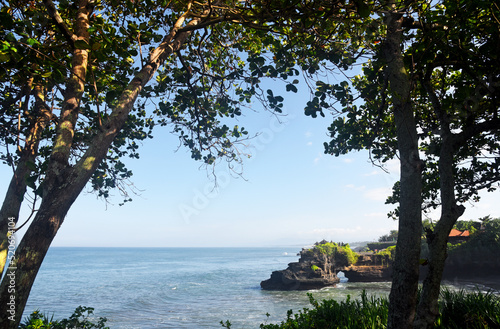 Fototapeta Naklejka Na Ścianę i Meble -  Batu Bolong temple at Tanah Lot temple area in Bali island of Indonesia