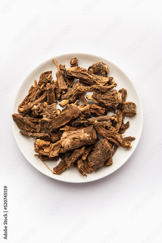 Syplocos racemosa, Lodhra is an Ayurvedic herb used in bleeding disorders, diarrhea & eye disorders Syplocos racemosa, Lodhra is an Ayurvedic herb used in bleeding disorders, diarrhea & eye disorders