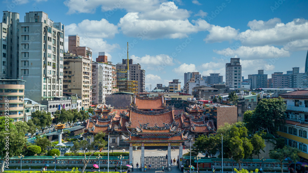 Obraz premium Aerial view Longshan Temple, Lungshan Temple of Manka is a Chinese folk religious temple in Wanhua District, Taipei, Taiwan