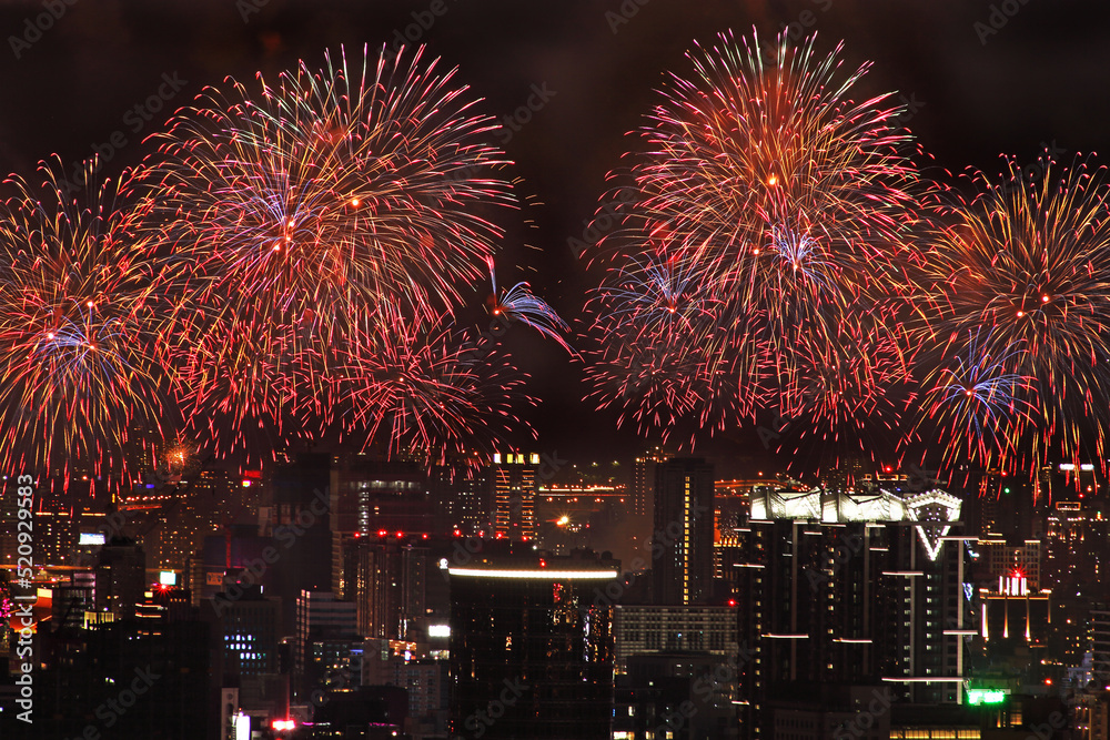 Naklejka premium Dadaocheng fireworks show in Double Seventh Festival(Chinese Valentine's Day) in Taipei,Taiwan