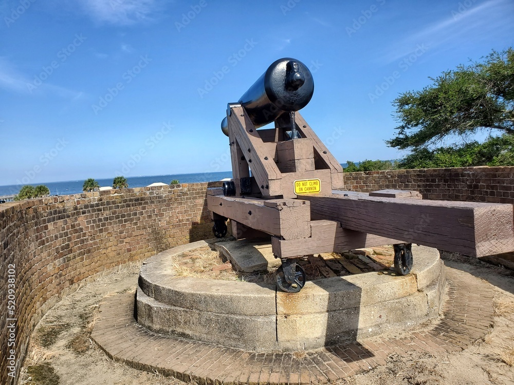 cannon in the fortress of saint malo