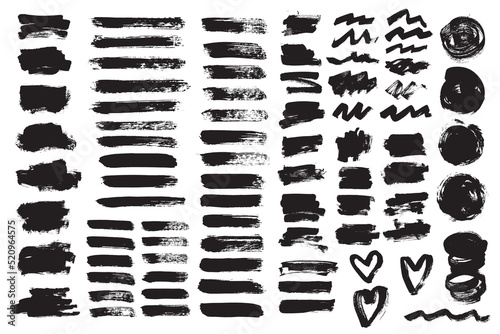 Vector set grunge brush stroke. Black paint brush. Grunge brush design element. © Mooam