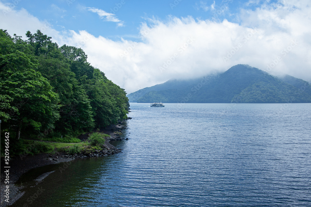 中禅寺湖 栃木県日光市|真夏でしたが涼しくてとても清々しい雰囲気に浸れました
中禅寺湖 栃木県日光市|真夏でしたが涼しくてとても清々しい雰囲気に浸れました