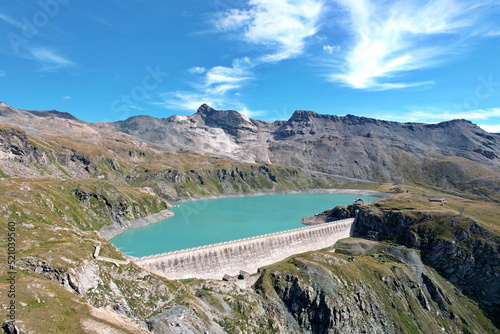 Lake Goillet Dam Breuil-Cervinia, photo