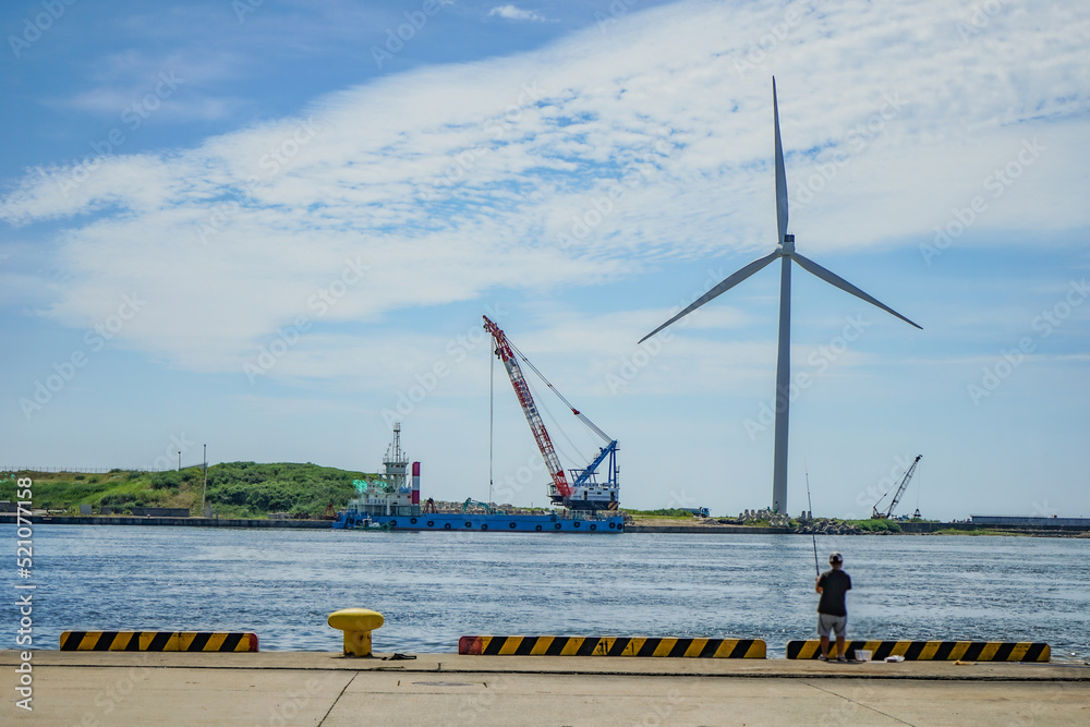 秋田港の風力発電