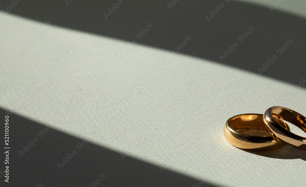 wedding rings on a black background wedding rings on a black background