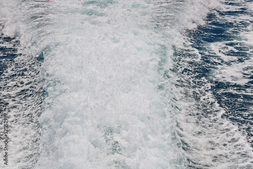 Fényképezés Wake. Wake caused by cruise ship in Sea.