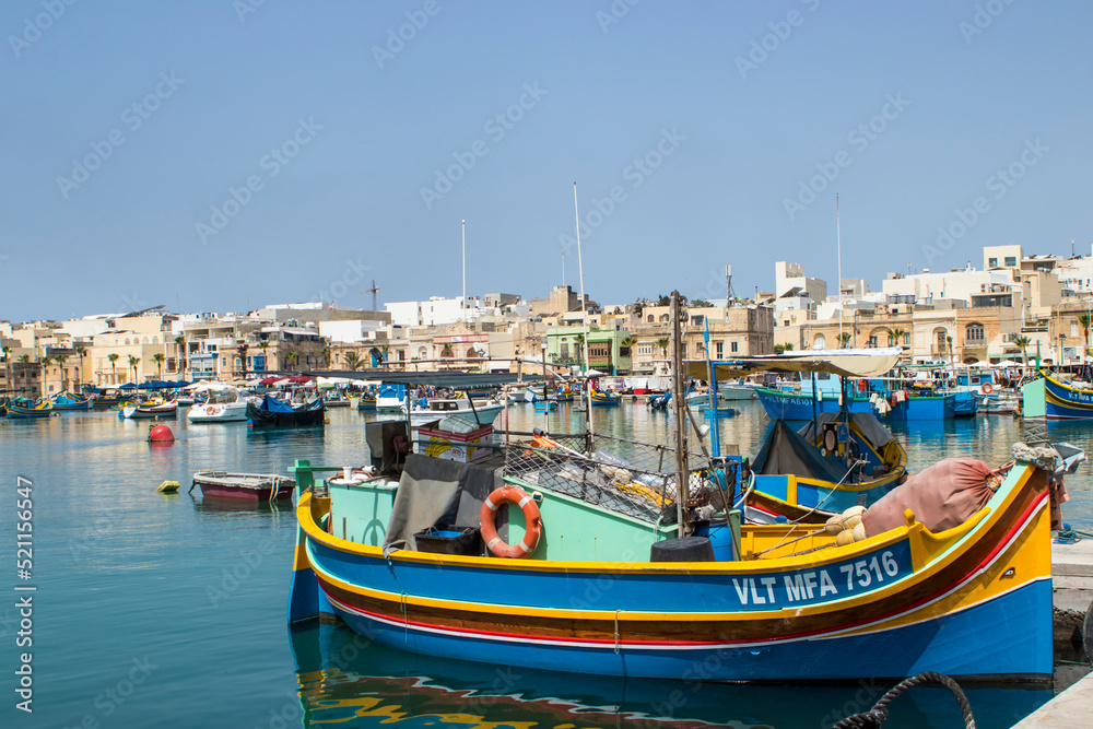 La hermosa Ciudad de Marsaxlokk en Malta