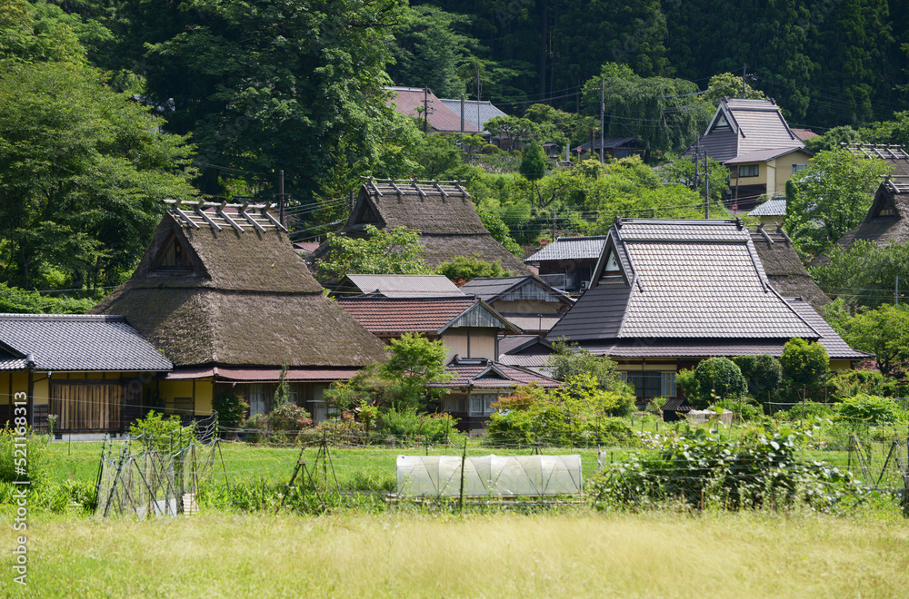 Obraz premium 美山かやぶきの里 京都府南丹市美山町