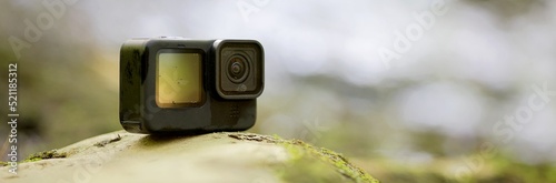 Caméra d'action gopro dans la nature 